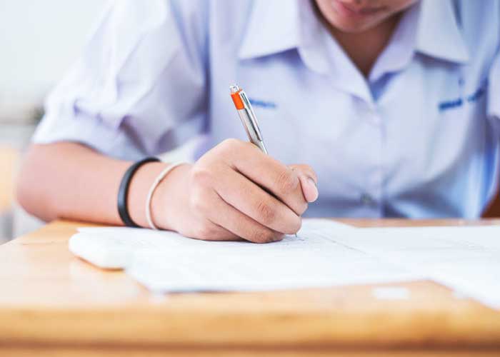 स्नातकमाथिका विद्यार्थीलाई हप्ताको २० घण्टा काम, न्यूनतम ज्याला