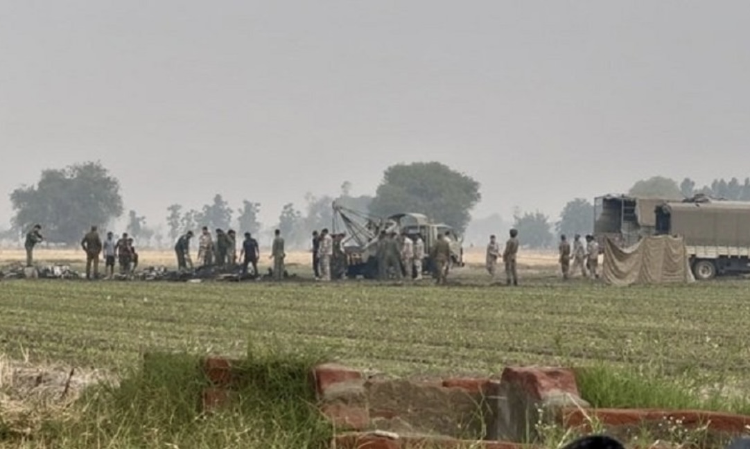 भारतको पञ्जाबमा अज्ञात विमान दुर्घटनाग्रस्त, एकको मृत्यु, ९ घाइते