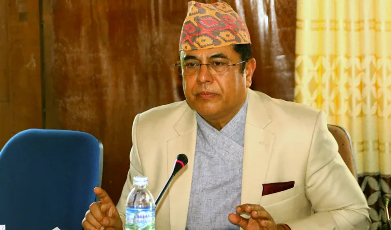 गभर्नर कांग्रेसबाटै बन्ने हो, ढुङ्गाना र भट्टमध्ये एक जना नियुक्त हुनुहुन्छः डा.चिरञ्जीवी नेपाल