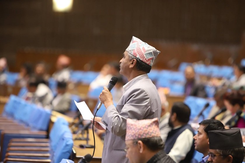 एमाले सासद गैरेले उठाए आफ्नै अध्यक्ष प्रधानमन्त्री रहेको सरकारको कार्यक्षमतामाथि प्रश्न