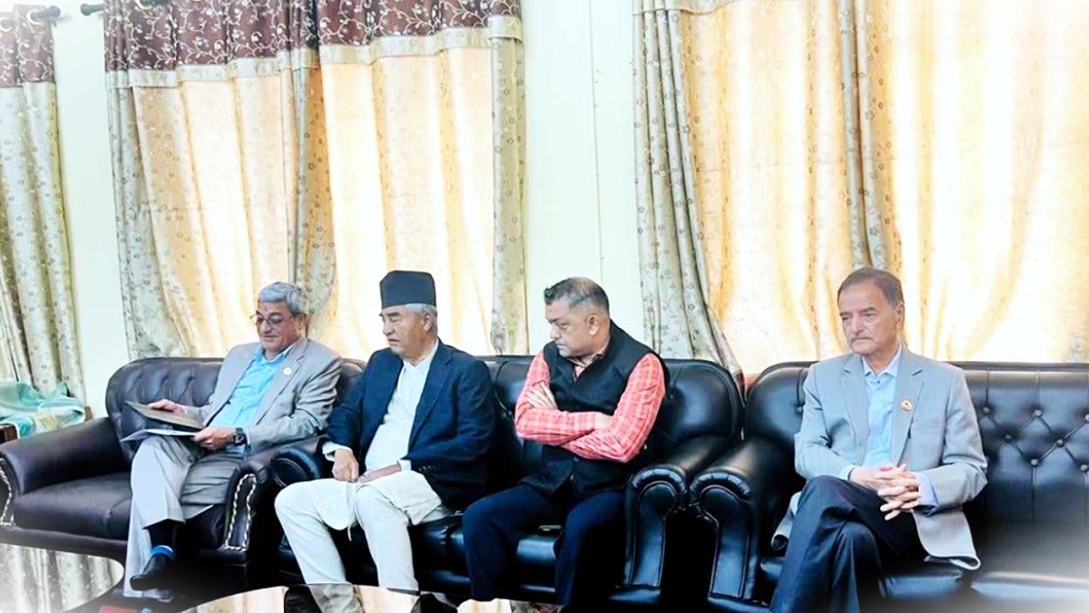 कांग्रेस बैठकमै  सांसदहरु रोएपछि…