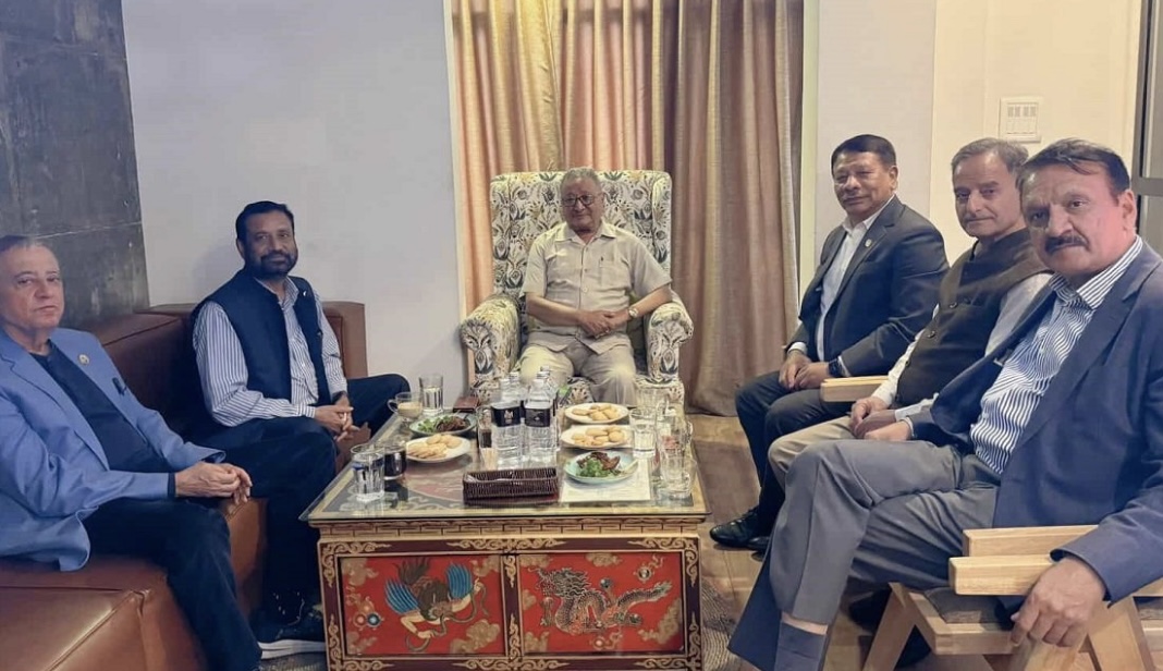 कांग्रेसका ६ नेता किन भेला भए गोपालमान निवास कालिमाटीमा ?
