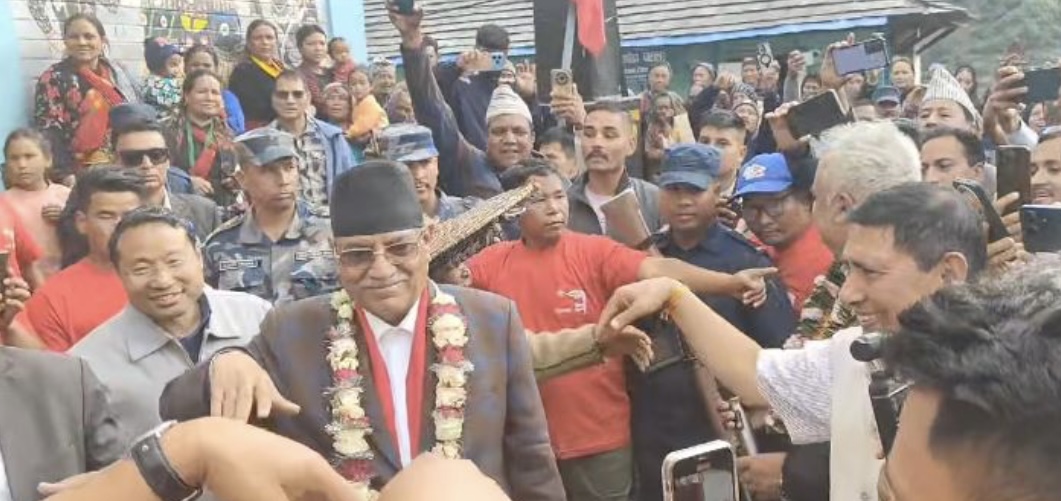 जीवन शर्माको गीतमा प्रचण्ड, नारायणकाजी र पासाङ छमछमी नाचेपछि…
