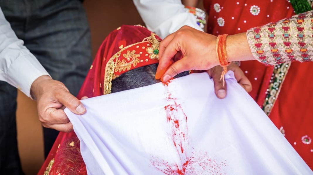 रकम लिएर नाबालिका छोरीको भारतीयसँग विवाह गराउने आमा पक्राउ