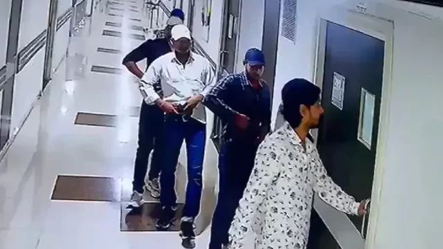 अस्पतालभित्र कुख्यात ग्याङस्टरको गोली हानी हत्या, सिसिटिभी फुटेज सार्वजनिक