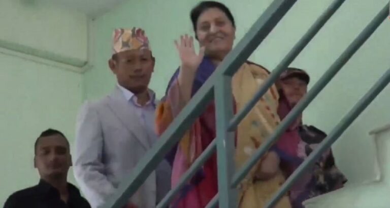 पूर्वराष्ट्रपति भण्डारी च्यासलमा, ओलीसँग निर्णायक वार्ता