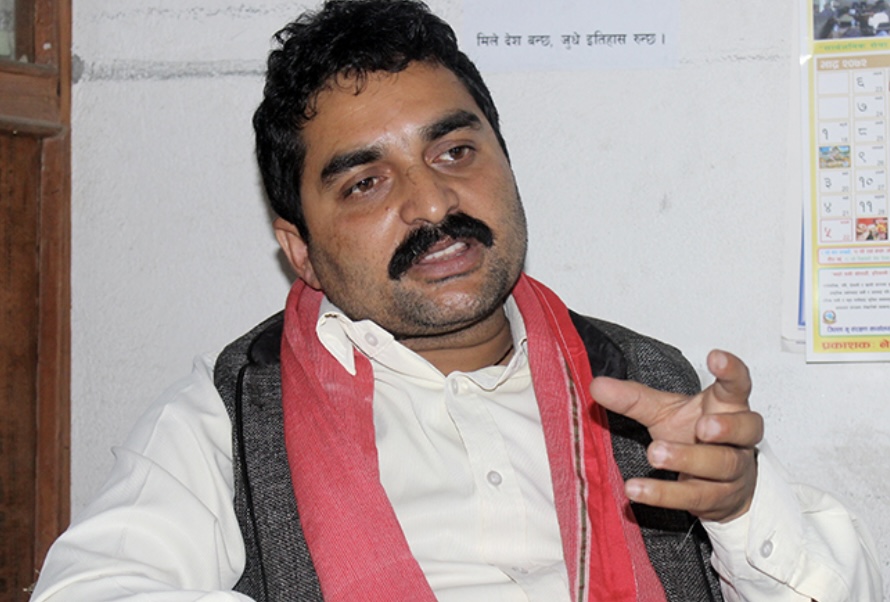 डेरामै पैसा र पावरको धम्की दिँदै मुख थुनेर जबरजस्ती गरे : अहिराजबाट पीडित युवतीको बयान