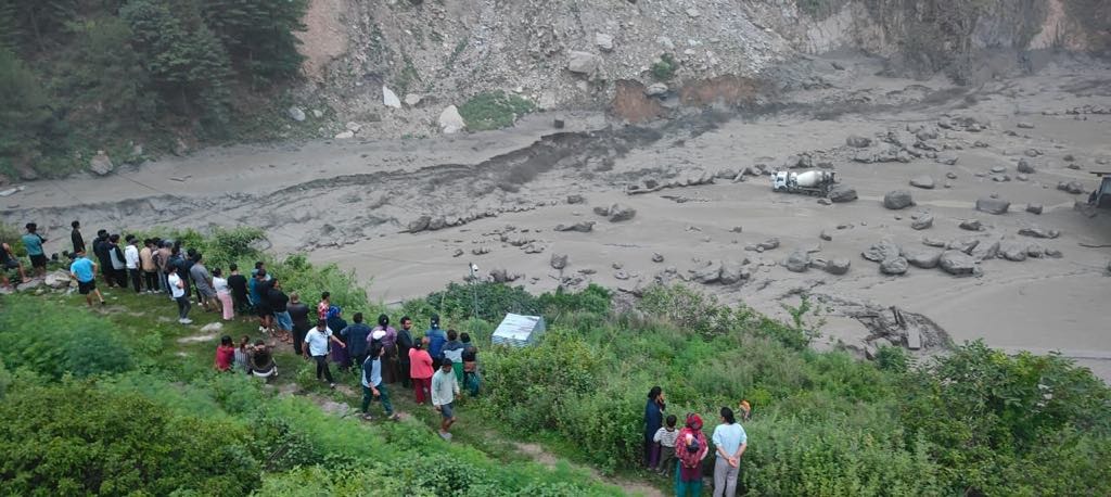 रसुवागढीमा सात जनाको मृत्यु, ५५ को उद्दार