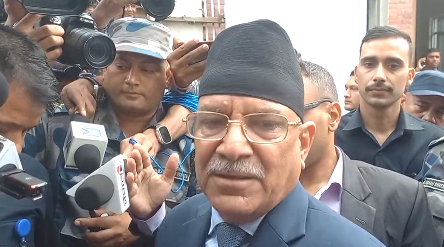 प्रचण्डसँग रविले भने : मैले कुनै कसुर गरेको छैन, कांग्रेस–एमालेले सुनियोजित रूपमा फसाए