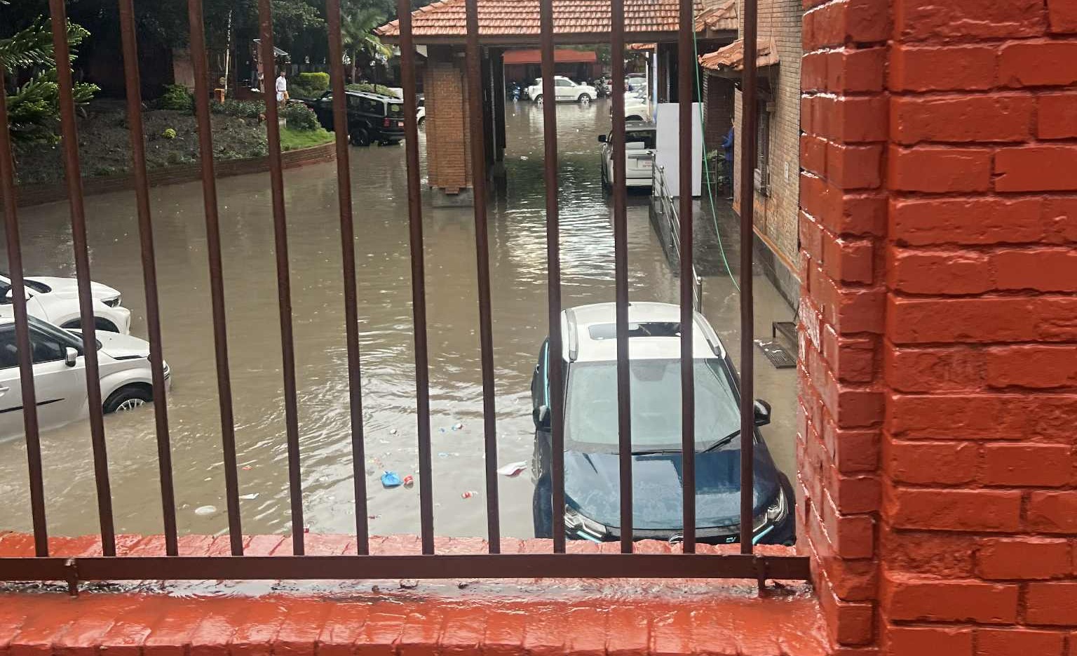 काठमाडौंमा भारी वर्षा, यसरी डुब्यो पर्यटन बोर्ड