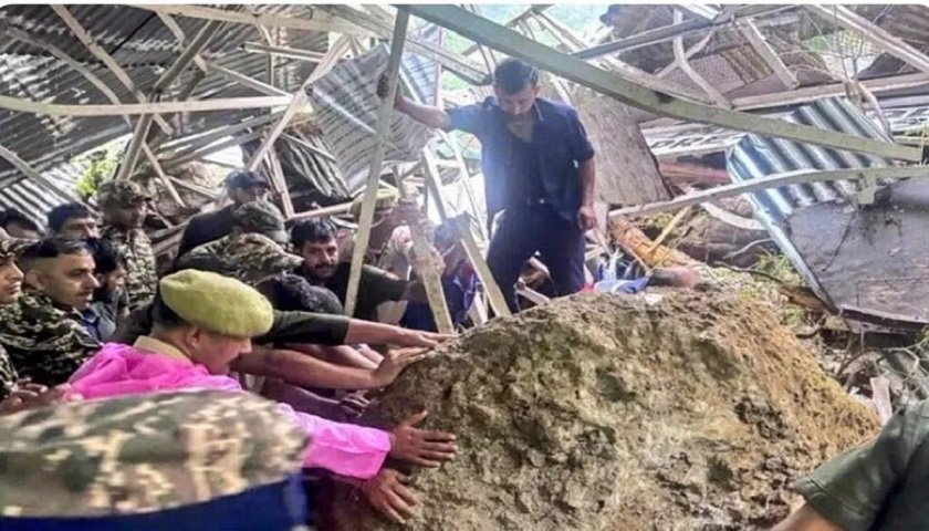 माता वैष्णोदेवी यात्रा मार्गमा पहिरो : आठ जनाको मृत्यु, दर्जनौँ घाइते