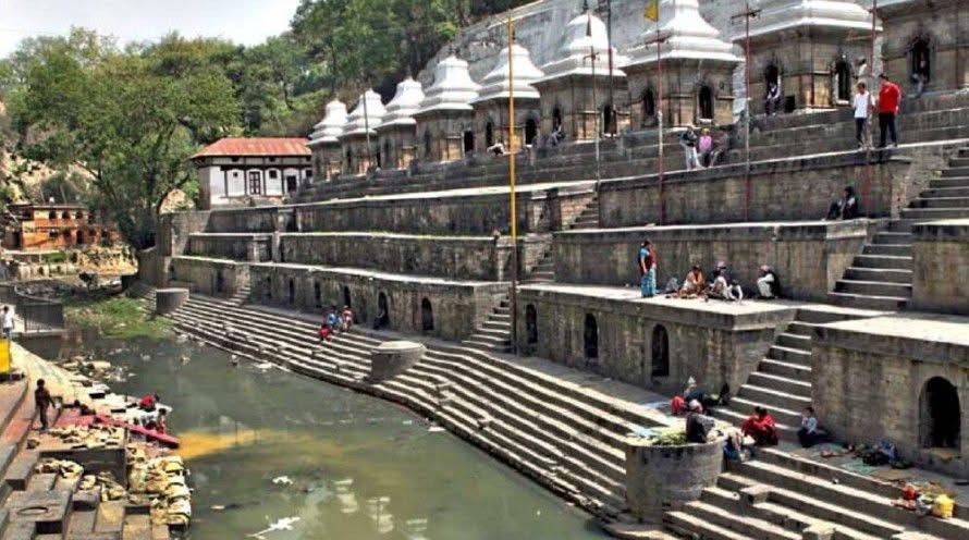 पशुपतिमा एक महिला मृत फेला