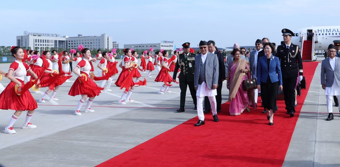 प्रधानमन्त्री ओली चीनमा