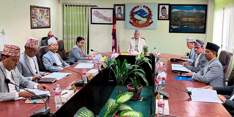 सबै अस्पताल व्यवस्थापन समिति खारेज, अबदेखि समितिमा बस्न योग्यता चाहिने