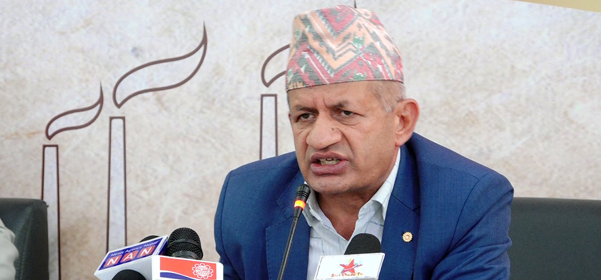 रास्वपा लक्षित प्रदीपको कटाक्ष: ‘नायकले खुट्टा बजार्दैमा पार्टी बन्दैन’