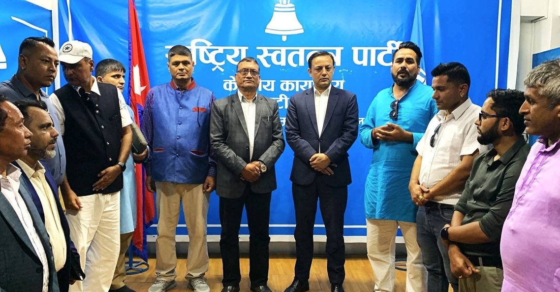 एकीकृत समाजवादीका जिल्ला अध्यक्ष नै रास्वपामा प्रवेश