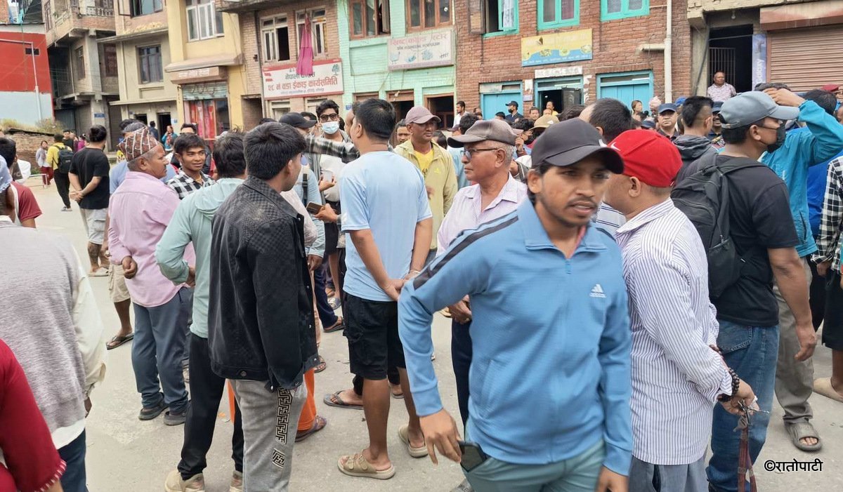 कोशी प्रदेशका मन्त्रीको गाडीले बालकलाई ठक्कर दिएपछि..