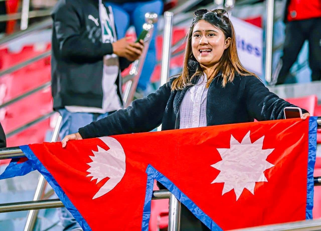 खबरदार !  यो पुस्ता यो देशको आवाज मात्रै होइन, यो देशको शक्ति हो :गायिका रचना रिमाल
