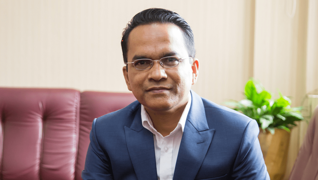‘मेरो रिस वृद्ध बाआमा बसेको घरमा पोख्ने साथीहरूको फलोस्  फुलोस्’:गभर्नर पौडेल