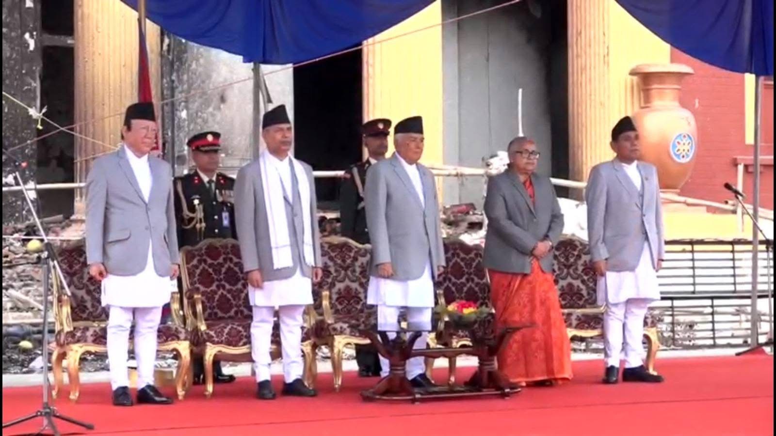 एमाले नेता महेश बस्नेतले दिए नवनियुक्त तीन मन्त्रीलाई बधाई