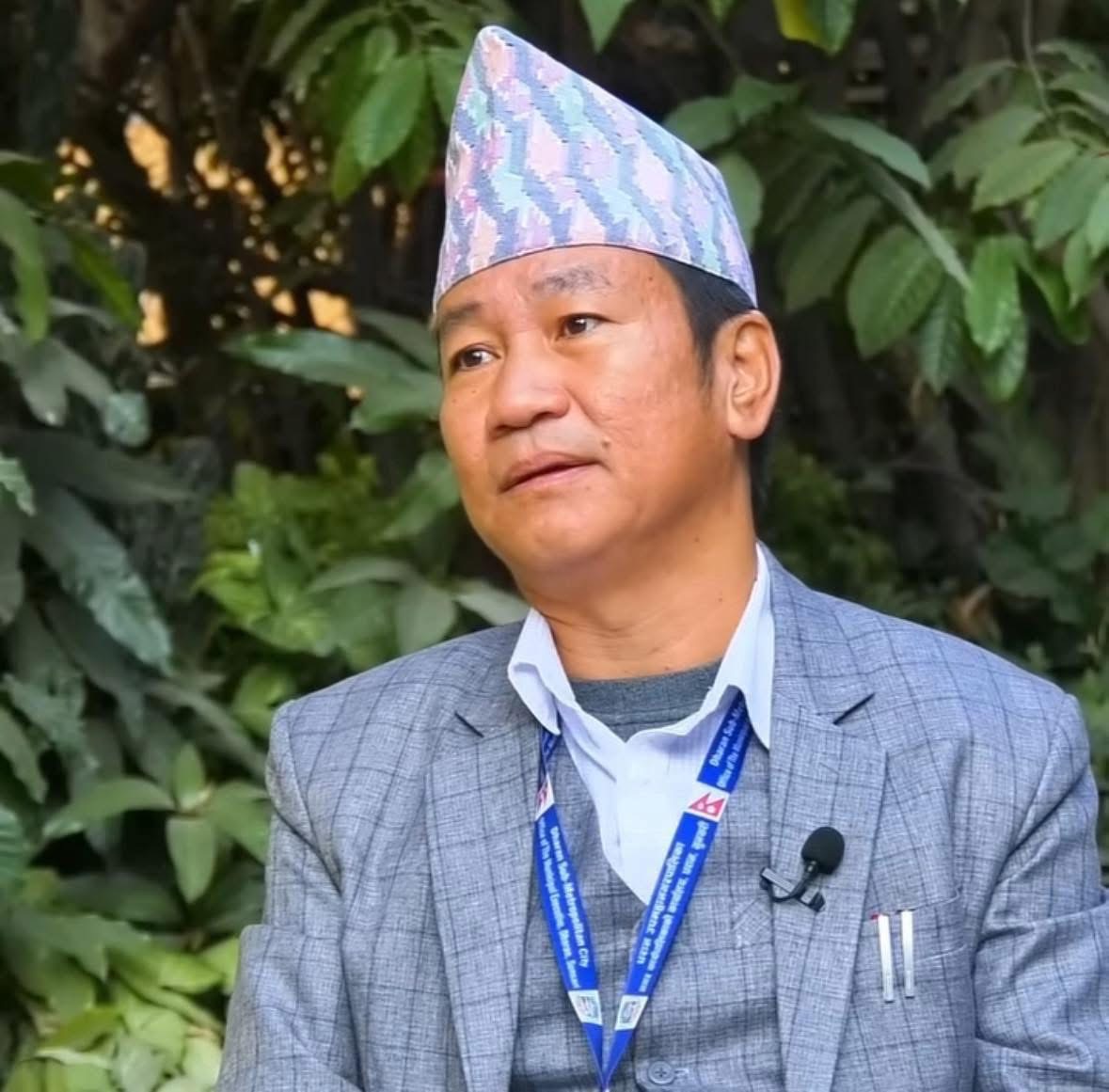विदेशी दलाल अझै निस्केन ? दलालका साइबर स्यालहरु कमेण्टमा रुवाबासी गरेको देख्दा नि उदेक लाग्छ मलाई  :हर्क साम्पांग