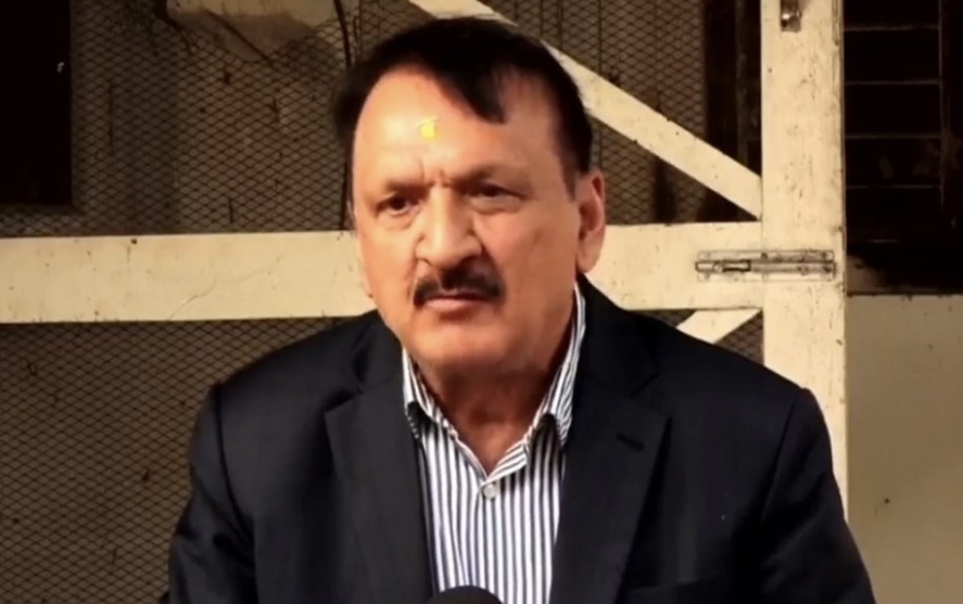 गगन र विश्वलाई महतको प्रश्न : उपचार पर्खन सकिँदैन, आकाश झरिहाल्छ ?