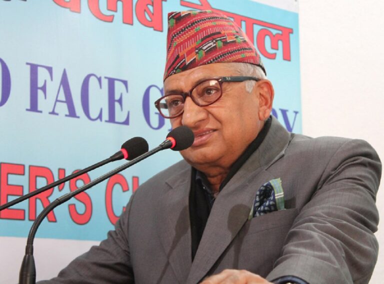 दमन गर्न आदेश नदिएको र प्रयोग भएको हतियार नेपाल प्रहरीको होईन भन्ने केपी ओलीको अभिव्यक्तिको छानबिन हुनुपर्छ’ : उपाध्याय