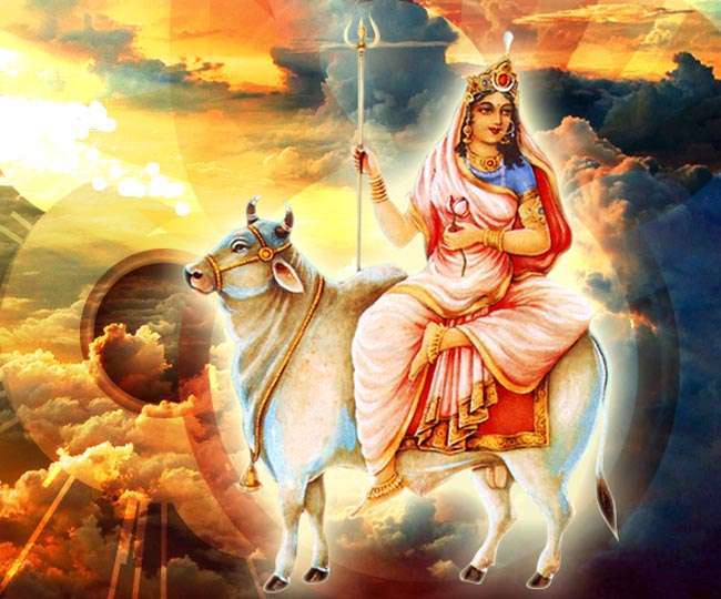 नवरात्रको पहिलो दिन: माता शैलपुत्रीको पूजा गरिँदै (पूजाविधिसहित)