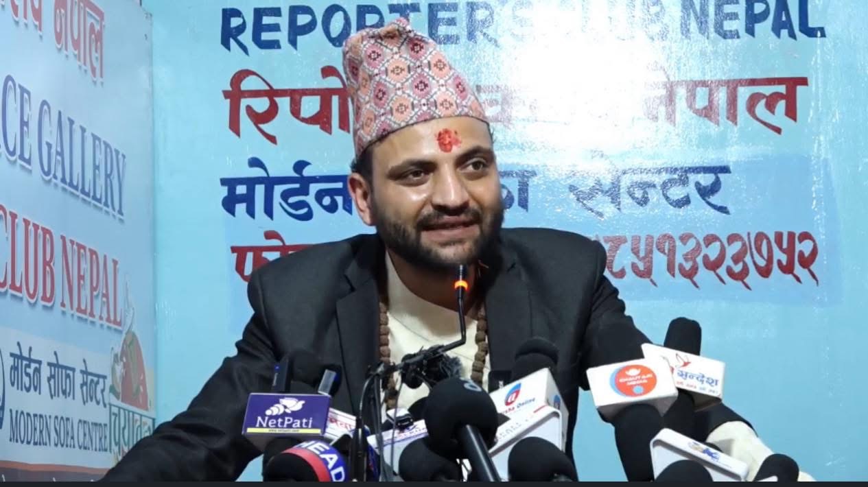 डा. निकोलस भुसालद्वारा नेपालको पहिलो प्रत्यक्ष निर्वाचित कार्यकारी प्रधानमन्त्रीमा उम्मेदवारी घोषणा
