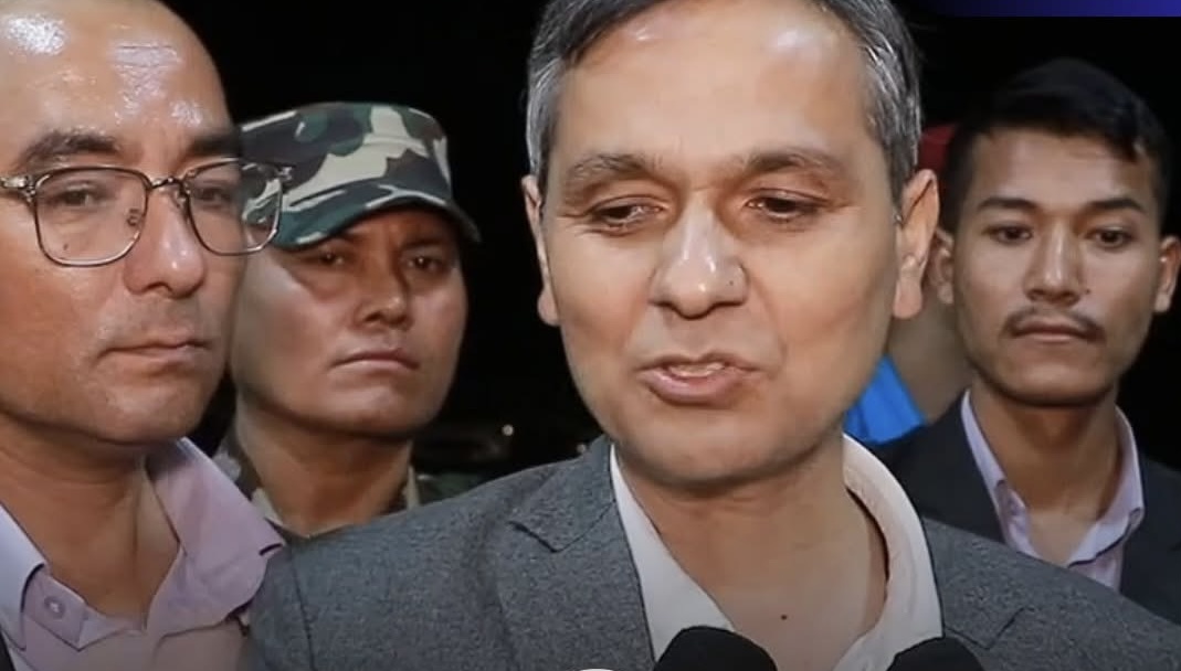 पासपोर्ट रोक्का मात्र हैन आवश्यक परे प;क्रा’उ पनि गर्छौ : गृहमन्त्री ओमप्रकाश अर्याल