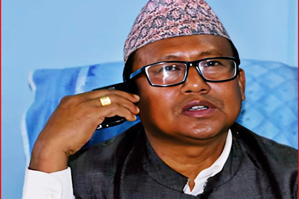 ओलीले राजीनामा नदिए पार्टीबाट हटाउनुपर्छ : द्वारिकालाल चौधरी