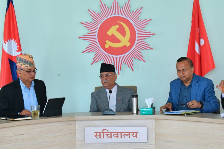 गुण्डुमा एमाले सचिवालय बैठक, के ओलीले अध्यक्ष पद छाड्लान ?