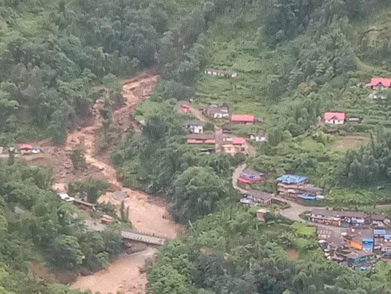 दुई दिनमा ४० जनाको मृत्यु, ११ जना बेपत्ता