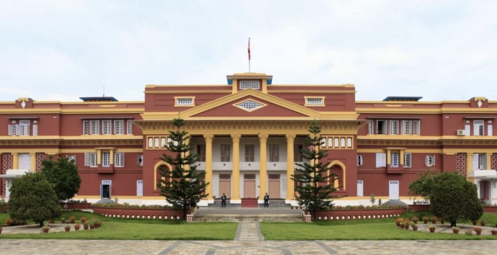 शितल निवासमा प्रधानमन्त्री कार्कीसहित विघटित प्रतिनिधि सभामा सहभागी सबै दलसँग छलफल