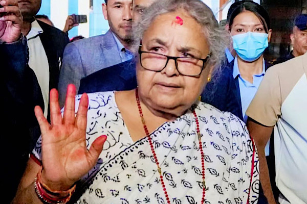 जेनजी प्रतिनिधिले सरकार एनजिओको हो ? भनेर प्रश्न गरेपछि प्रधानमन्त्री झोक्किइन् प्रधानमन्त्री सुशीला कार्की