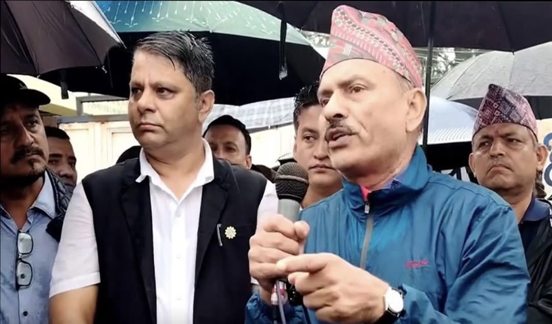भाषण गर्दागर्दै ढलेका गौतमको अन्तिम शब्द : ‘अतः यो कारणले’