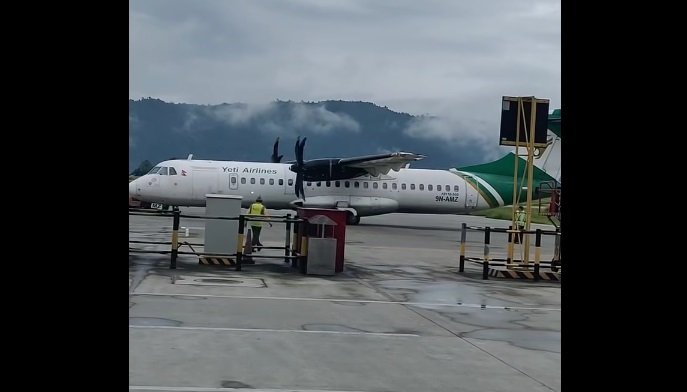 विराटनगरबाट काठमाडौँका लागि उडेको जहाज पोखरामा अवतरण