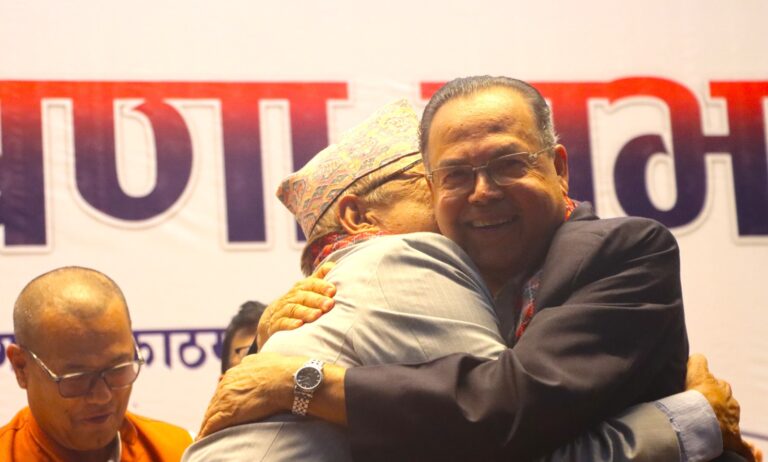 झलनाथ नेपाली कम्युनिष्ट पार्टीमा आउँदा वामदेवलाई घाटा