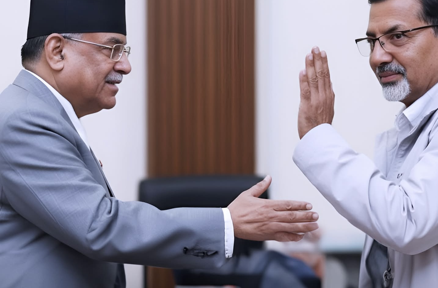 जनार्दनलाई प्रचण्डले भने– तपाईँलाई गुमाउन चाहँदैनौँ, घर फर्किनुस्