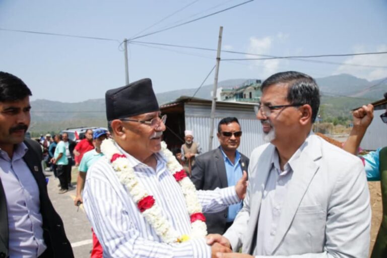 प्रचण्ड’ र  जनार्दन शर्मा बीचको ४० वर्ष लामो सहकार्यको अन्त्य