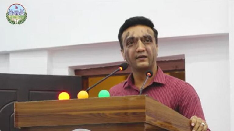 मधेशका सांसद अन्सारीले आफैंलाई दले कालो मोसो