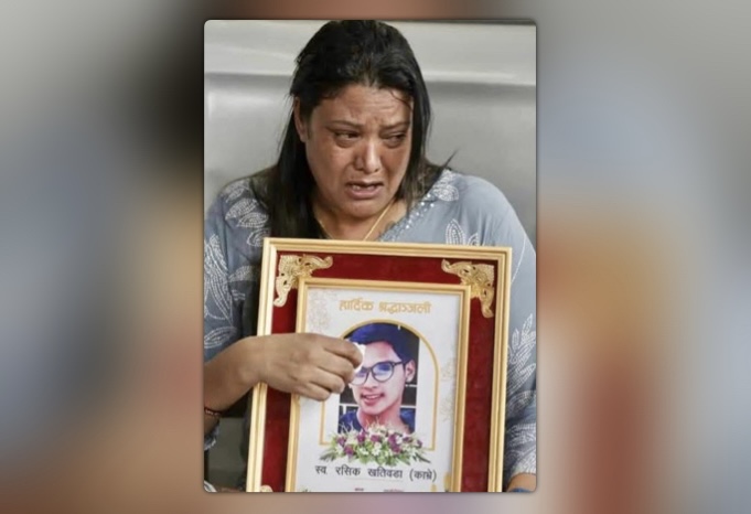 एक मात्र छोराको जेनजी आन्दोलनमा ज्या’न गुमाएका आमाबुबा भन्छन् : ‘ छोराको चिया खाइदिनुहोस् है ! उसको आत्माले शान्ति पाउँछ’