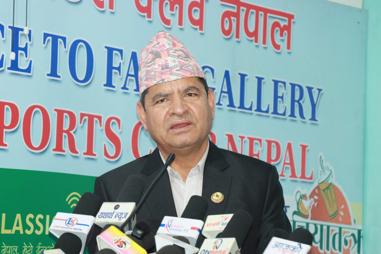 ओलीले सुध्रिने प्रतिबद्धता व्यक्त गरेको भए धेरै नेताहरु एमालेमा फर्किने थियौंः प्रकाश ज्वाला
