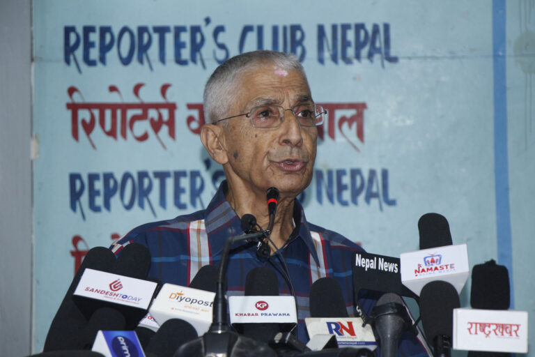 प्रधानमन्त्री कार्की राष्ट्रपति पौडेलको षड्यन्त्रमा परिन्ः नागरिक समाजका अगुवा दीक्षित
