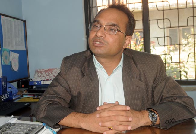 जेलबाट छुटे कमल ज्ञवाली