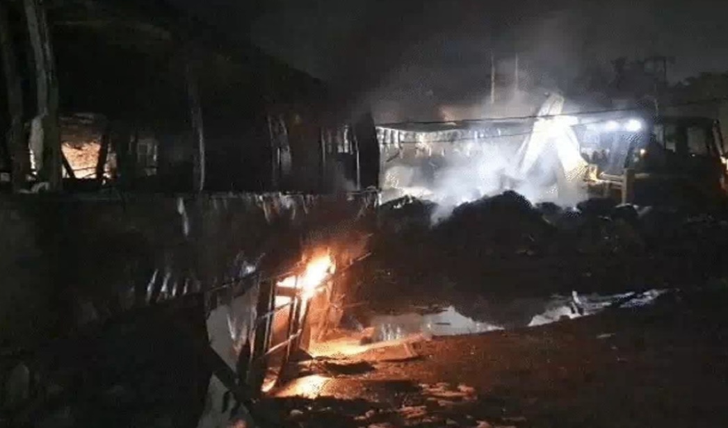 भारतको यूपीमा भयो बसमा आगलागी : दुई नेपालीको मृत्यु, सातजना अस्पताल भर्ना