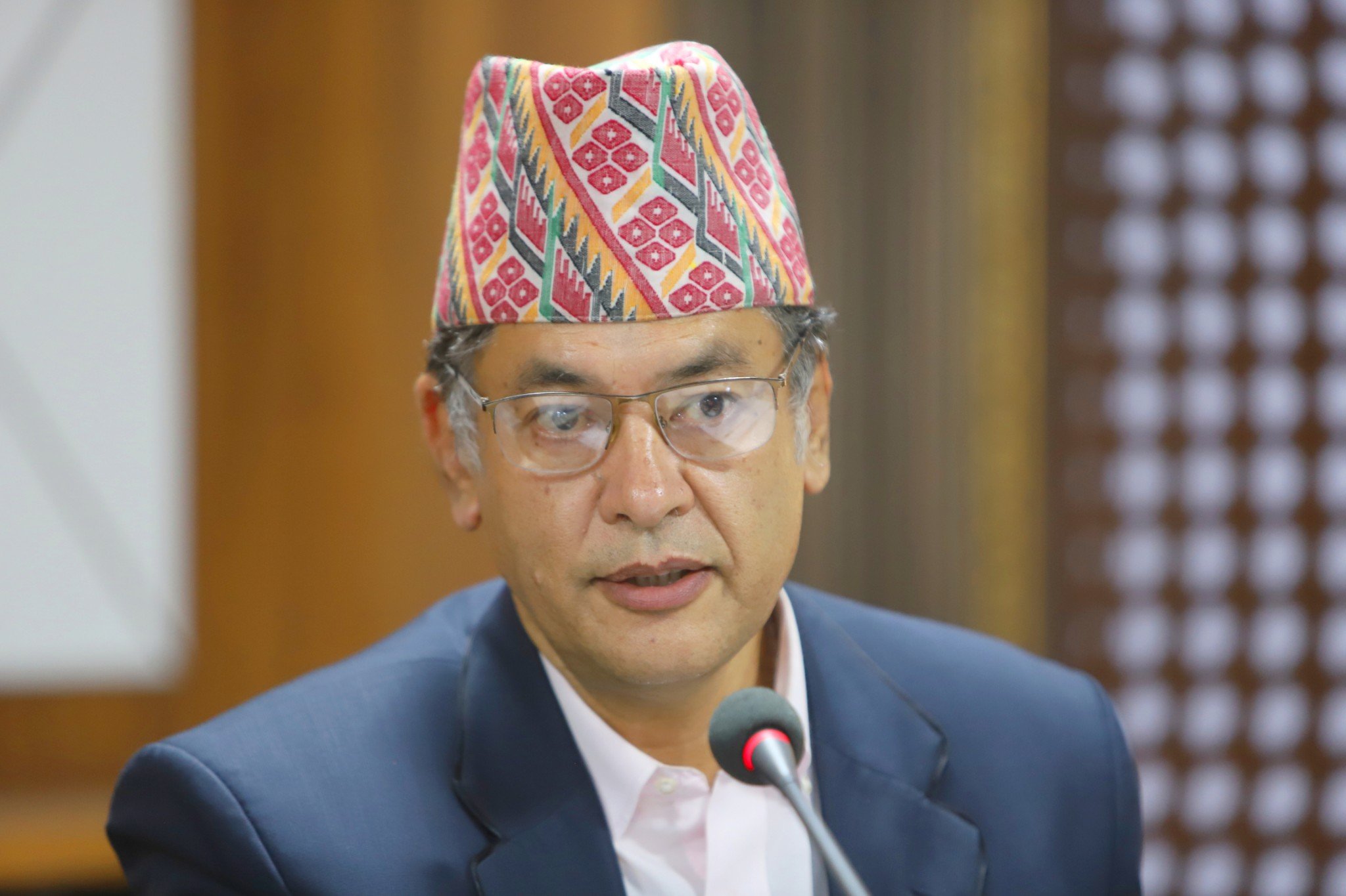 के आधारमा सर्वोच्चले हितेन्द्रलाई प्राधिकरणको ‘एमडी’ मा पुनर्वहाली गर्‍यो ?