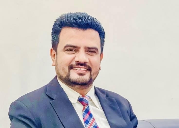 केही दिनअघि न्युज २४ टेलिभिजन छोडेका पत्रकार राजिव खत्री रास्वपा प्रवेश