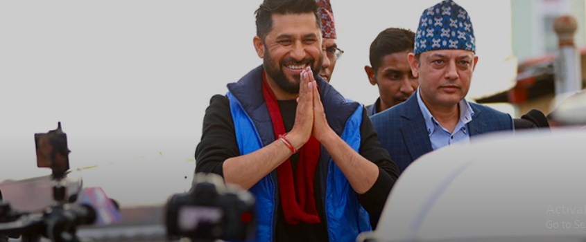 ओली र लेखकको मुद्दा सुनेपछि उनै न्यायाधीशहरूले रवि लामिछानेको मुद्दामा सुनुवाइ गर्दै