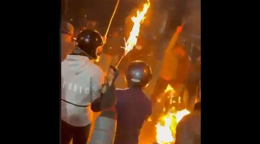 जलाइयो गगनको पुत्ला